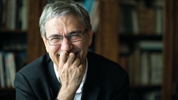 2015 Erdal Öz Edebiyat Ödülü’nün sahibi Orhan Pamuk