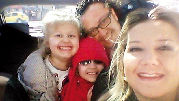 Trafik katili yangını izleyen aileyi ezdi, kaçtı