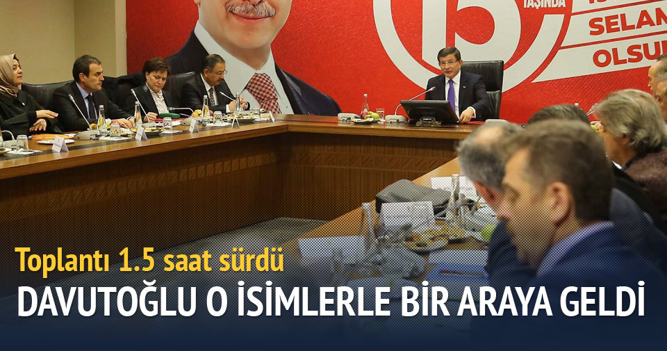 Davutoğlu, AK Partili belediye başkanlarıyla buluştu