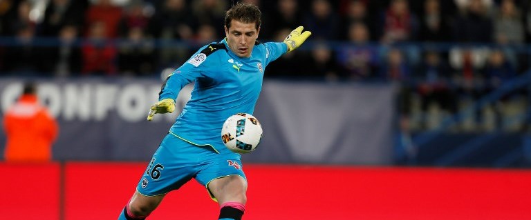 Son dakika haberi Cedric Carrasso Galatasaray'da