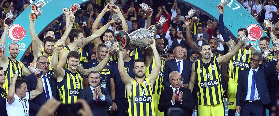 Fenerbahçe Doğuş Cumhurbaşkanlığı Kupası'nı kazandı