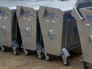 Doğurduğu bebeği öldürüp, çöpe attı