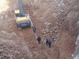 Temel kazı alanına atlayan adam öldü