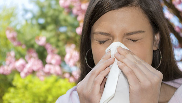 Bahar ile birlikte gelen alerjiye dikkat!