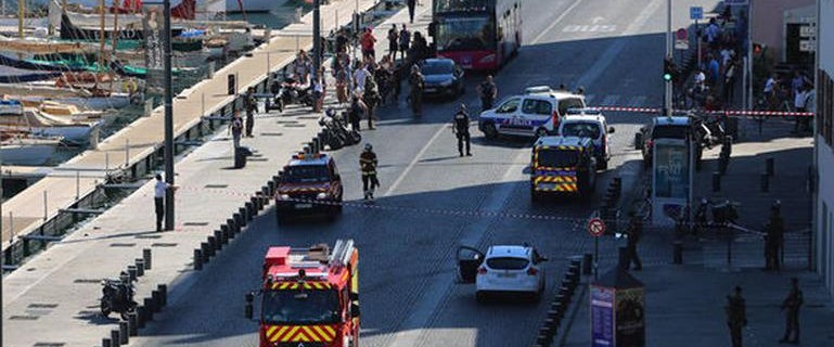 Fransa'nın Marsilya kentinde terör paniği 