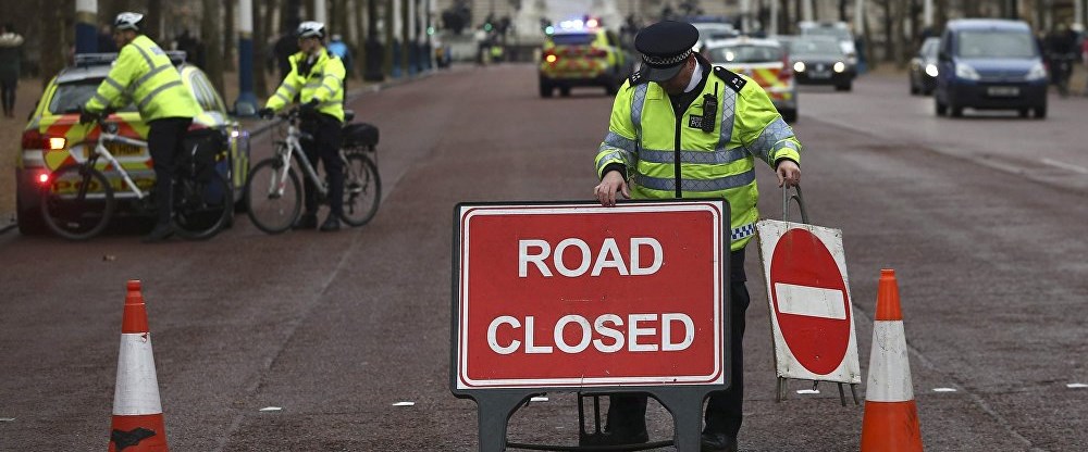 İngiltere ve Belçika'da polise saldırı
