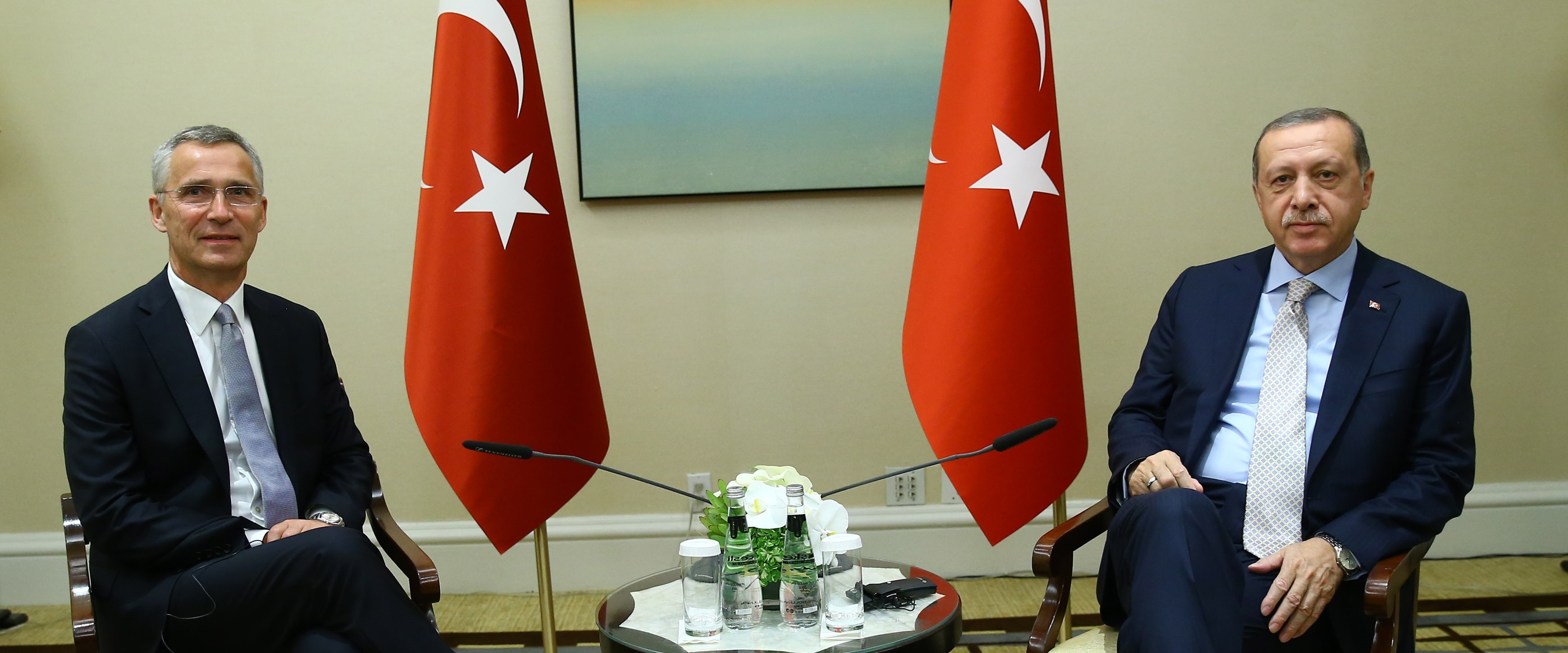 Cumhurbaşkanı Erdoğan NATO Genel Sekreteri ve Irak Başbakanı ile görüştü