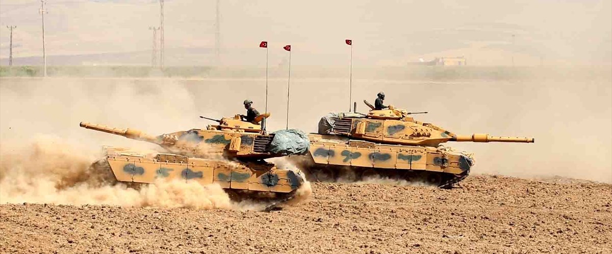 Son dakika haberi TSK sınırdaki tatbikatın seviyesini yükseltti