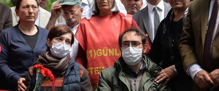 Son dakika haberi… Özakça'ya tahliye, Gülmen'in tutukluluğuna devam