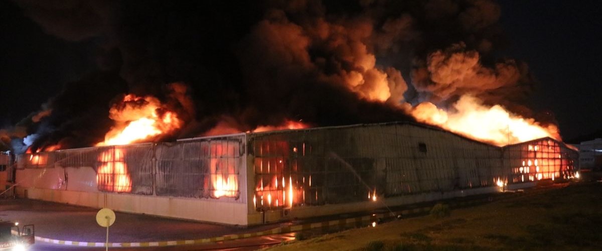 Aydın’da fabrika yangını