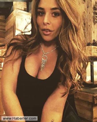 chloe-green-baba-parasiyla-gununu-gun-ediyor-5