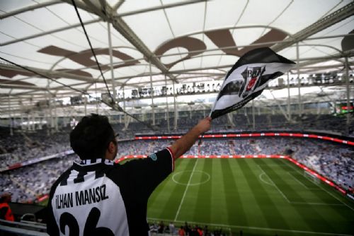 vodafone-arena-da-bayram-havasi-34