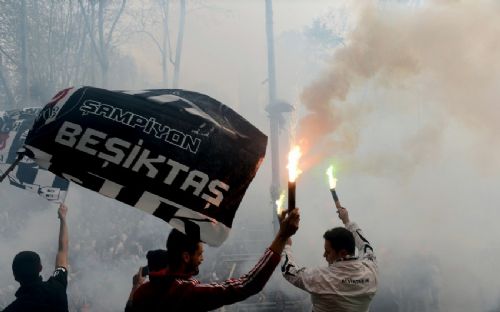 vodafone-arena-da-bayram-havasi-48
