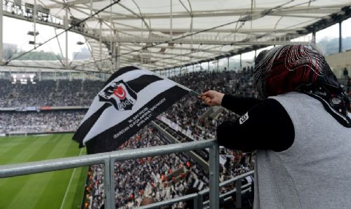 vodafone-arena-da-bayram-havasi-62