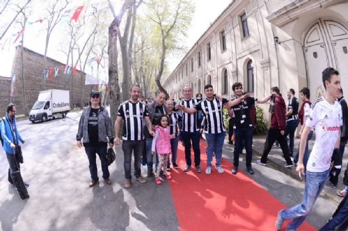 vodafone-arena-da-bayram-havasi-7